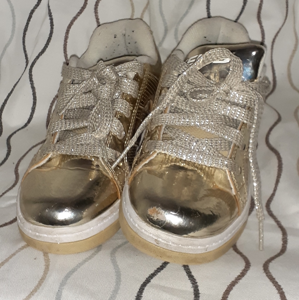 Used kids shoes